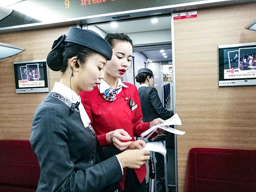 初三學航空乘務專業(yè)去哪個學校好？