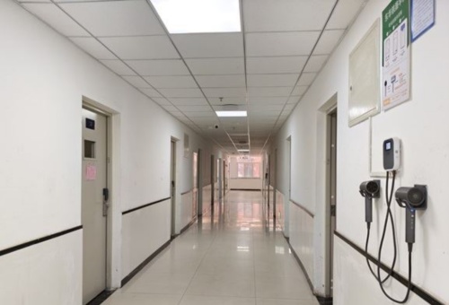 石家莊東華鐵路學(xué)校宿舍能洗澡嗎？